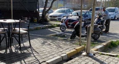 Çay ocağında cinayet : Husumetlisini öldürdü