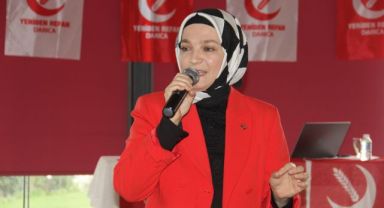 Fatma Kurtuluş, yüzlerce kadın ile seçim beyannamesini açıkladı