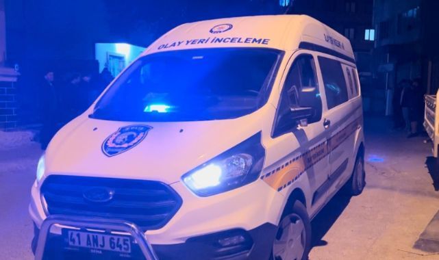 Gebze'de evinde baygın halde bulunan 8 aylık hamile kadın hayatını kaybetti