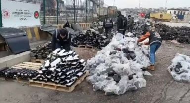 Kocaeli'de 90 milyon TL değerinde kaçak oto parçası ele geçirildi