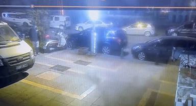 Köpekle önce ilgilendi sonra peşine takıp çaldı