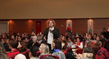 Soner Arıca, 1000 Kadın Korosu için İzmit’te