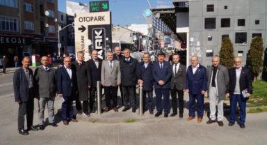 YRPBüyükşehir Adayı Aydal Gebze'de halkla kucaklaştı