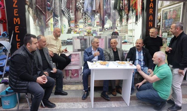 Bünyamin Çiftçi, esnaflarla sohbet etti