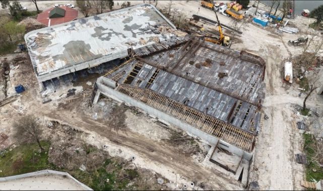 İzmit Millet Bahçesi şekillenmeye başladı
