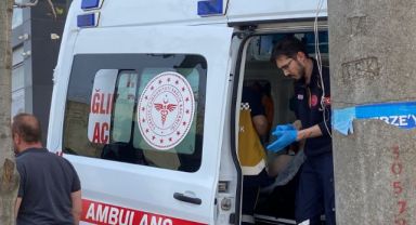 Tabancasını temizlerken kendini yaraladı