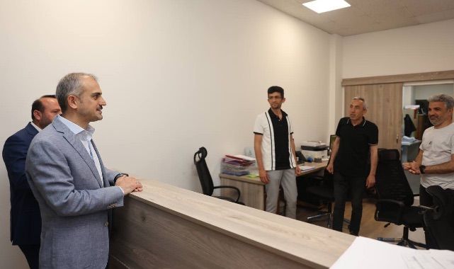 Bünyamin Çiftçi, birimleri gezdi
