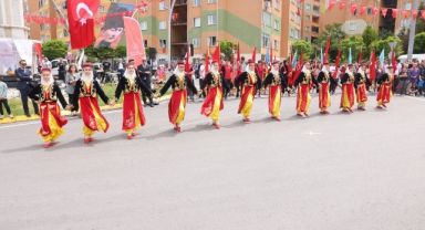 Çayırova’da 19 Mayıs coşkusu