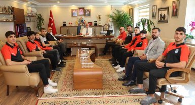 Darıcalı sporcular Başkan Bıyık'la bir araya geldi