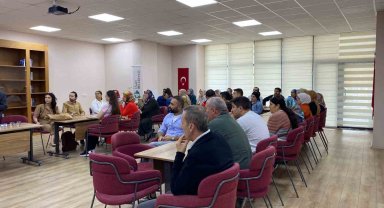 İş arayanlar ile işverenler arasında köprü oldular