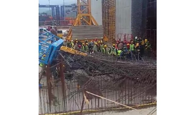 İşçi Bayramı'nda çalışırken demirlerin altında kaldılar: 3 yaralı