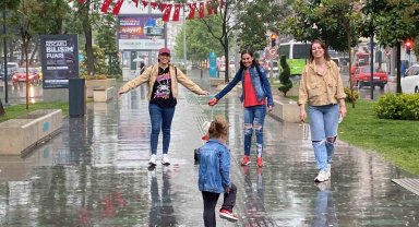 Kocaeli'de dolu ve sağanak etkili oldu: "Çok felaket"