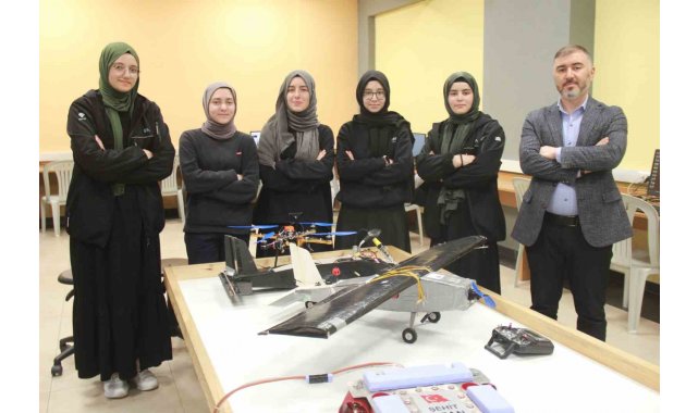 Lise öğrencileri üretti: Yapay zekayla görüntü tanımlayan İHA otonom yük bırakıyor