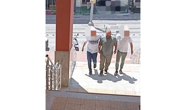 5 yıl 10 ay kesinleşmiş hapis cezası ile aranan şahıs kıskıvrak yakalandı