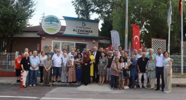 Alzheimer Yaşam Evi 3 yaşında