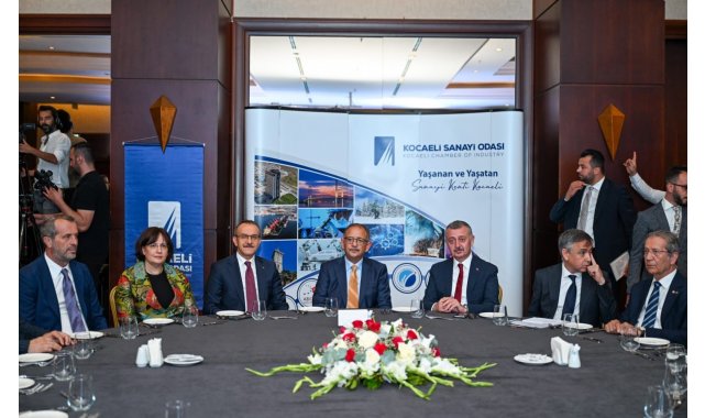 Bakan Özhaseki: "2026'da Avrupa Birliği ülkelerine sattığınız malı nasıl ürettiğinizi ispat etmek durumundasınız"