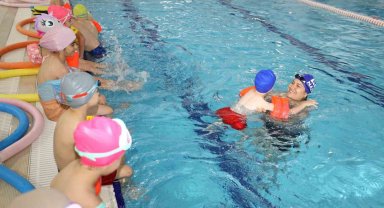 Başiskele'de yaz spor okulları heyecanı başladı
