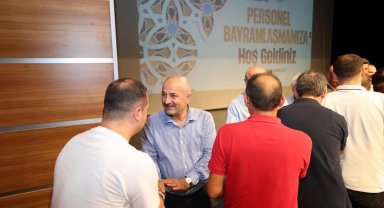 Başkan Büyükgöz personellerle bayramlaştı