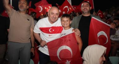 Çayırova Belediyesi, Avrupa'da Tarih yazan A Milli Takımı yok sayıyor !