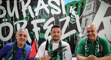 Kocaelispor, Ahmet Oğuz'u transfer etti