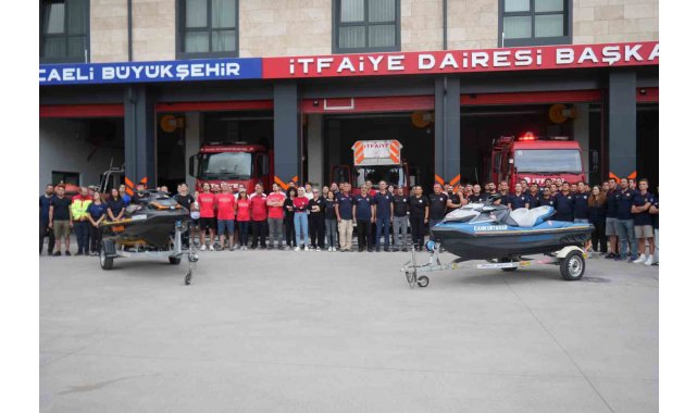 KOSKEM ekibi deniz sezonu hazırlıklarını tamamladı: Plajda hayat nöbeti yarın başlıyor