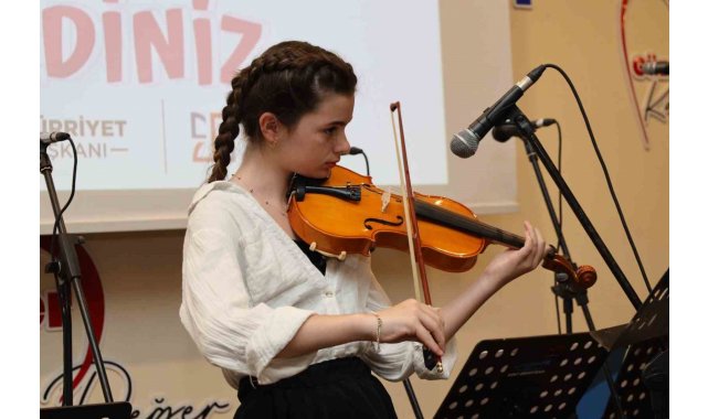 Sanat Akademisi öğrencilerinden yıl sonu gösterisi