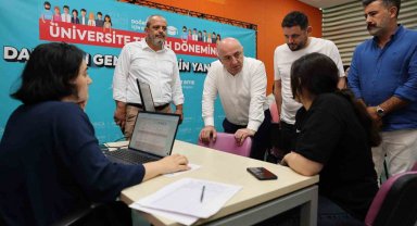 Darıca Belediyesi'nden gençlere üniversite tercih desteği