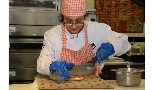 Esmanur'un hayali gerçek oldu