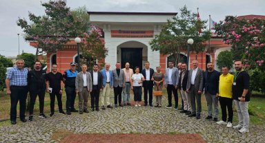 İzmit Belediyesi yöneticileri vatandaşların ihtiyaçlarını dinledi