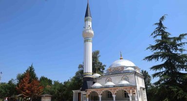 İzmit Kaynarca Camisi ibadete açıldı