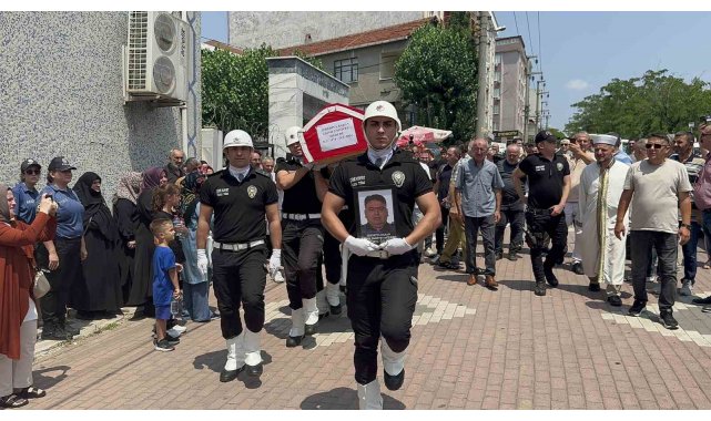 Kalp krizinden hayatını kaybeden emniyet müdür yardımcısı son yolculuğuna uğurlandı