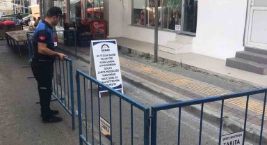 Kurallara uymayan pazarcı esnafının tezgahı geçici olarak kapatılıyor