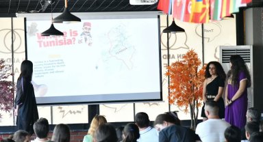 Learn and Speak Cafe'de Kültür Günleri başladı