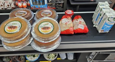 Marketlerde son kullanma tarihi geçmiş ürünler ele geçiirldi