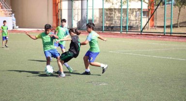 Minikler Pişmaniye Cup Futbol Turnuvasında kıyasıya mücadele etti