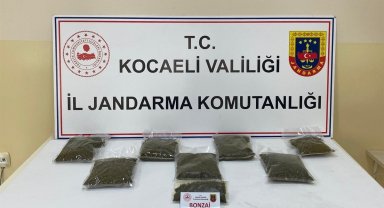 8 adrese uyuşturucu baskını: 10 kişi yakalandı