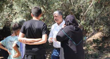 Başkan Ömeroğlu vatandaşlarla bir araya geldi