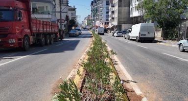 Çayırova’da parklar revize ediliyor