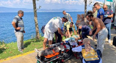 Elektrikli bisiklet denize uçtu: 3 kişi yaralandı