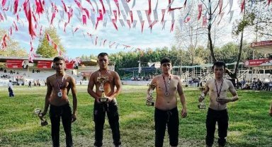 Körfezli güreşçiler Akyazı'da madalya kürsüsüne çıktı