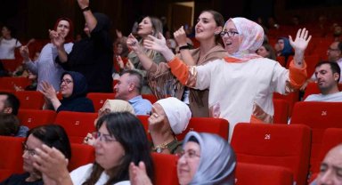 Bozkırın tezenesi Neşet Ertaş türkülerle anıldı