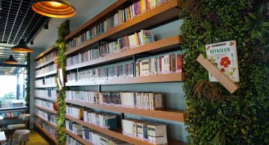 Kitap kahvelerde 70 binden fazla kitap ödünç verildi