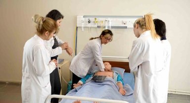 KOSTÜ'den 15. yıla özel ek yerleştirme burs desteği