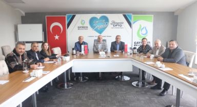 Çiftçi, muhtarlarla toplantı gerçekleştirdi