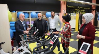 Başkan Bıyık, kadınlar yüzme havuzunu inceledi