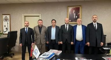 MHP Çayırova'dan Şener Akın'a ziyaret
