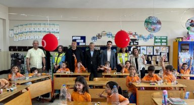 Kartepeli minikler ambalaj atıklarını biriktirdi