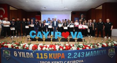 Sezonu 10 kupa ve 160 madalyayla tamamladılar
