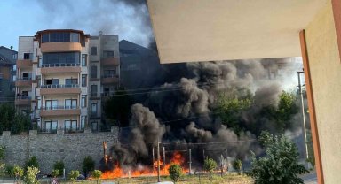 Kocaeli'de çocuk parkı alev topuna döndü