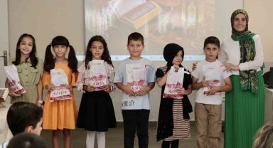 Bilgi evi öğrencilerine Kur'an'a geçiş töreni düzenlendi